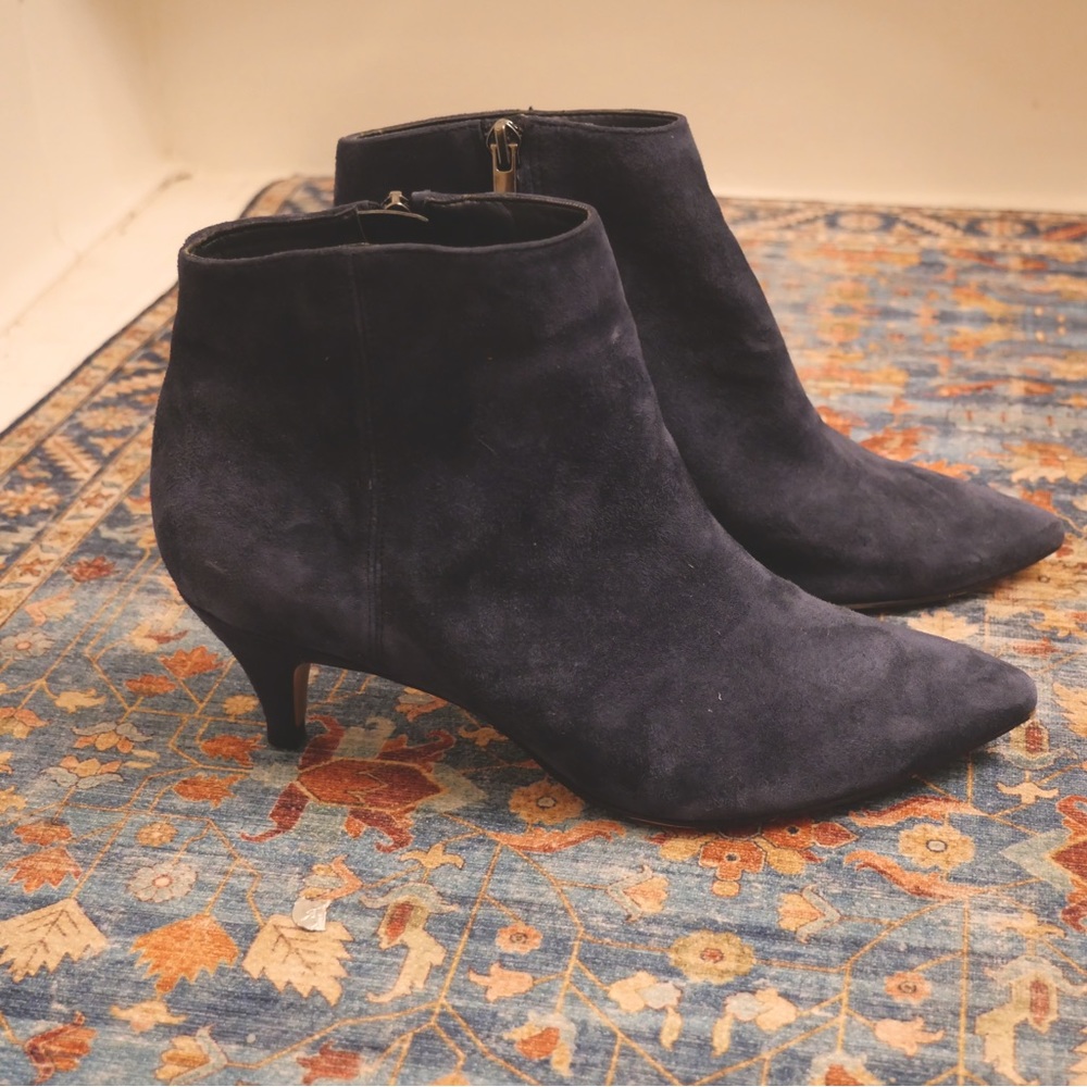 Navy suede pointy toe ankle booties with a kitten heel!